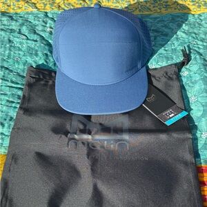 Melin Trenches Hydrolite Hat in Steel Blue, Size CL, NWT